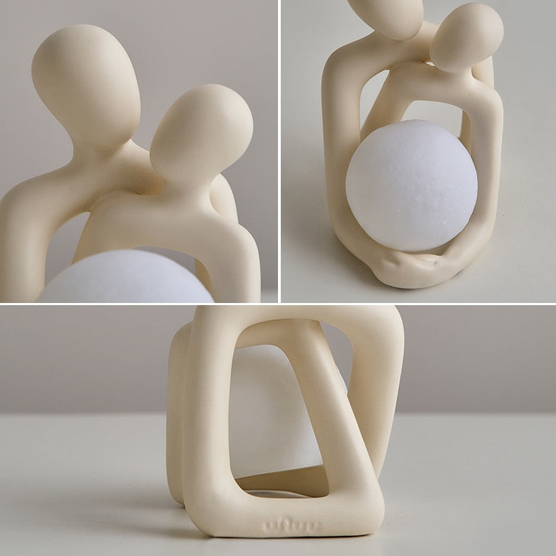 Couple Statues Lamp | Hugging Resin Lamp | Lumirevo