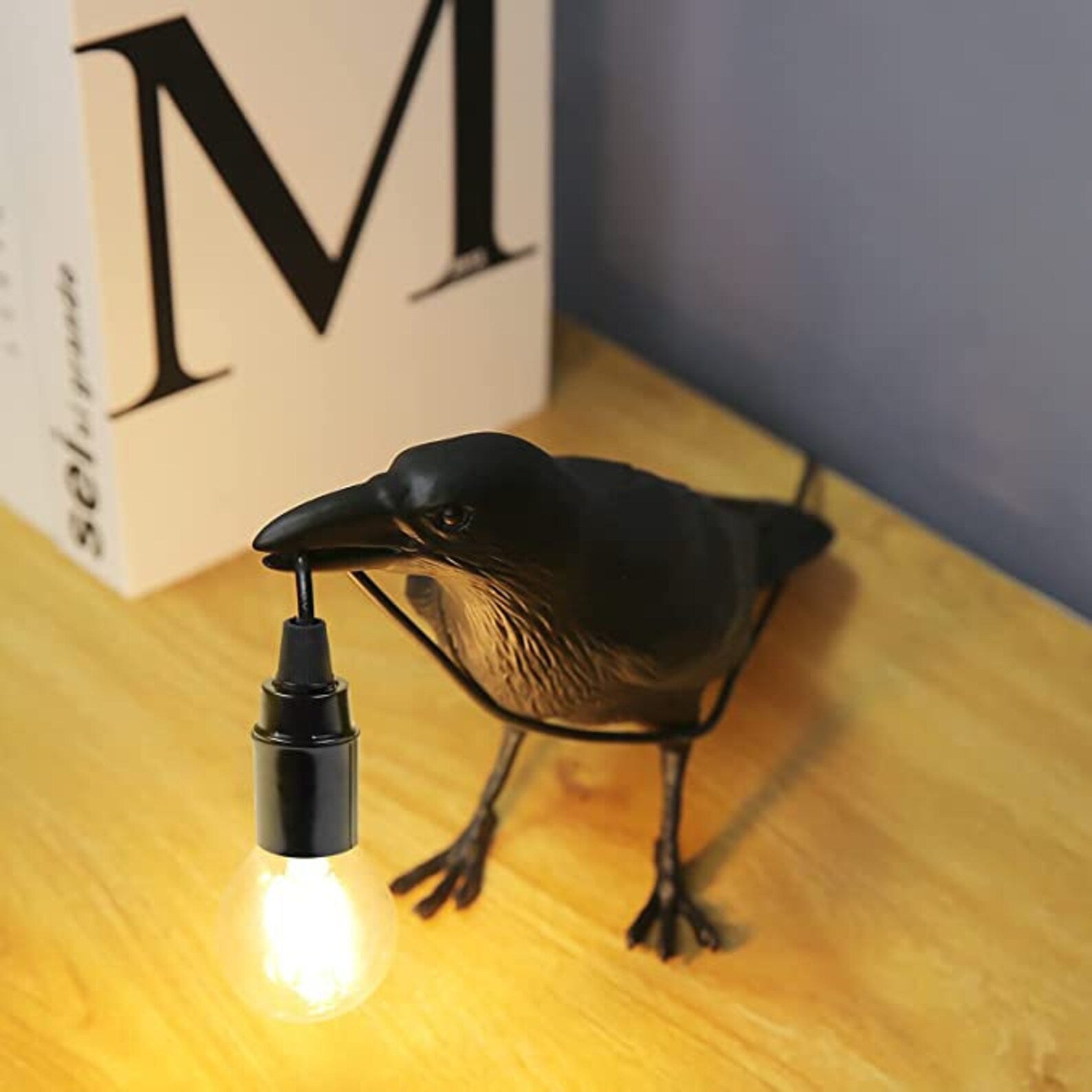 Resin Crow Table Lamp