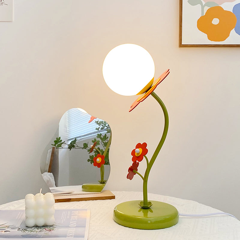 Modern Flower Elegance Lamp