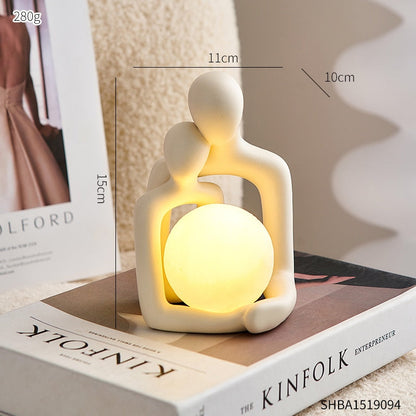 Aman™ Romantic Hugging Resin Lamp