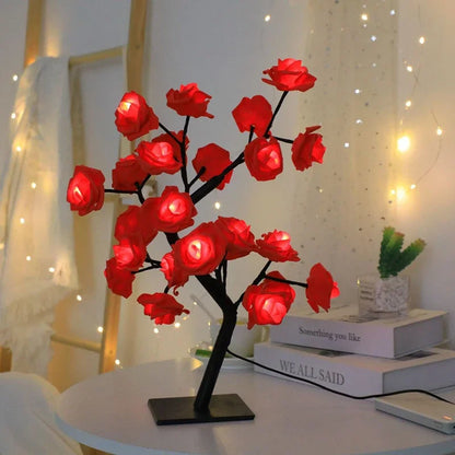 LED-Feenbaumlampe mit roter Rose