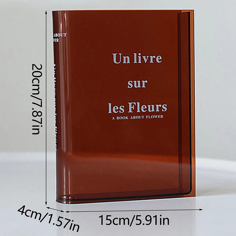 Vase à fleurs de livre