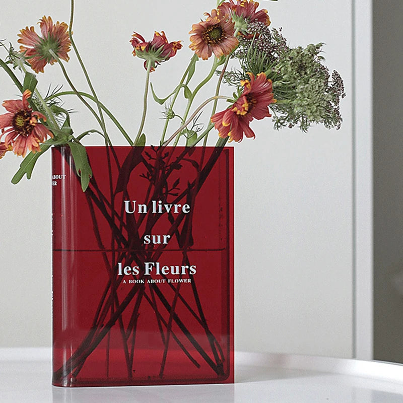 Vase à fleurs de livre