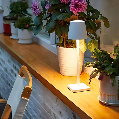 Dimmable Table Lamp